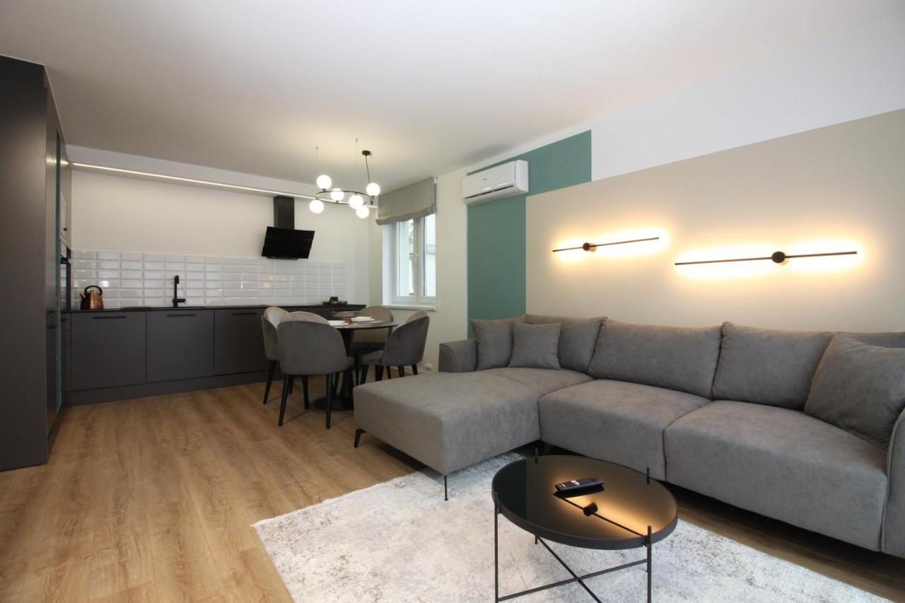 Meeting Point Apartment Сараево Экстерьер фото
